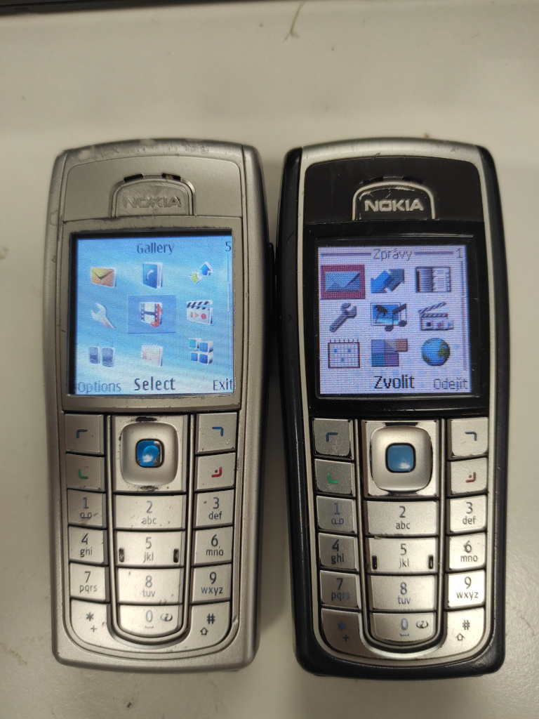 Nokia 6230 and 6230i