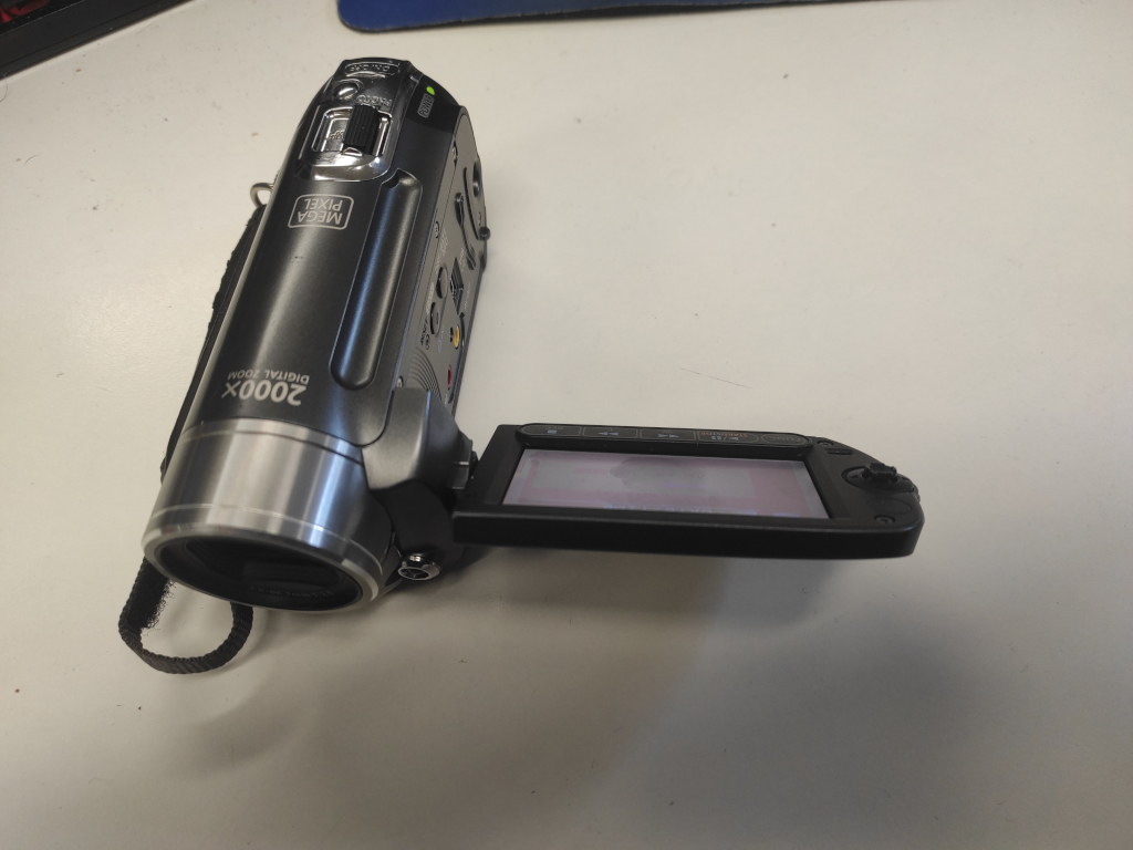 Canon FS11